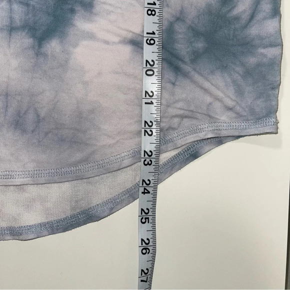 Rachel Zoe Light Blue & White Tie-dye Round Hem Long Sleeve Tee Xsmall Women’s - Picture 7 of 10